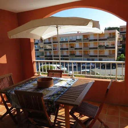 Spacieux T2 Avec Loggia A 800m De La Plage, Parking Et Forfait Menage Inclus - - Fr-1-610-12 Apartment *