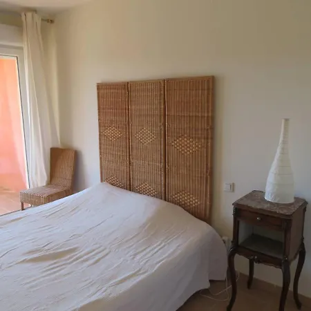 Spacieux T2 Avec Loggia A 800m De La Plage, Parking Et Forfait Menage Inclus - - Fr-1-610-12 * Bormes-les-Mimosas